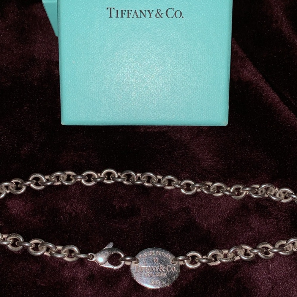 Tiffany & Co. Oval Chocker Necklace